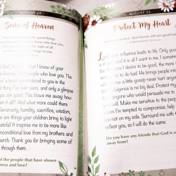 🙏🏻🕊 365 Days of Prayer for Women - Prayer Book - Ladies’ Religious Gift 🙏🏻✨ - Picture 8 of 15